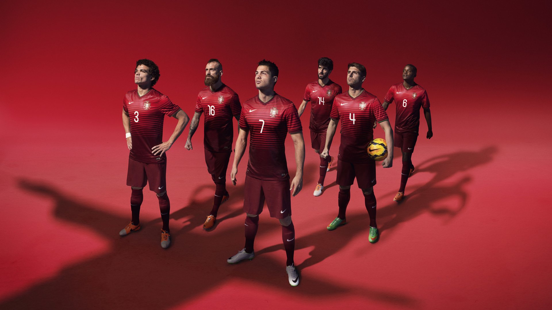 阿克，从北欧冰原到南美热土，一场跨越维度的足球焦点之战