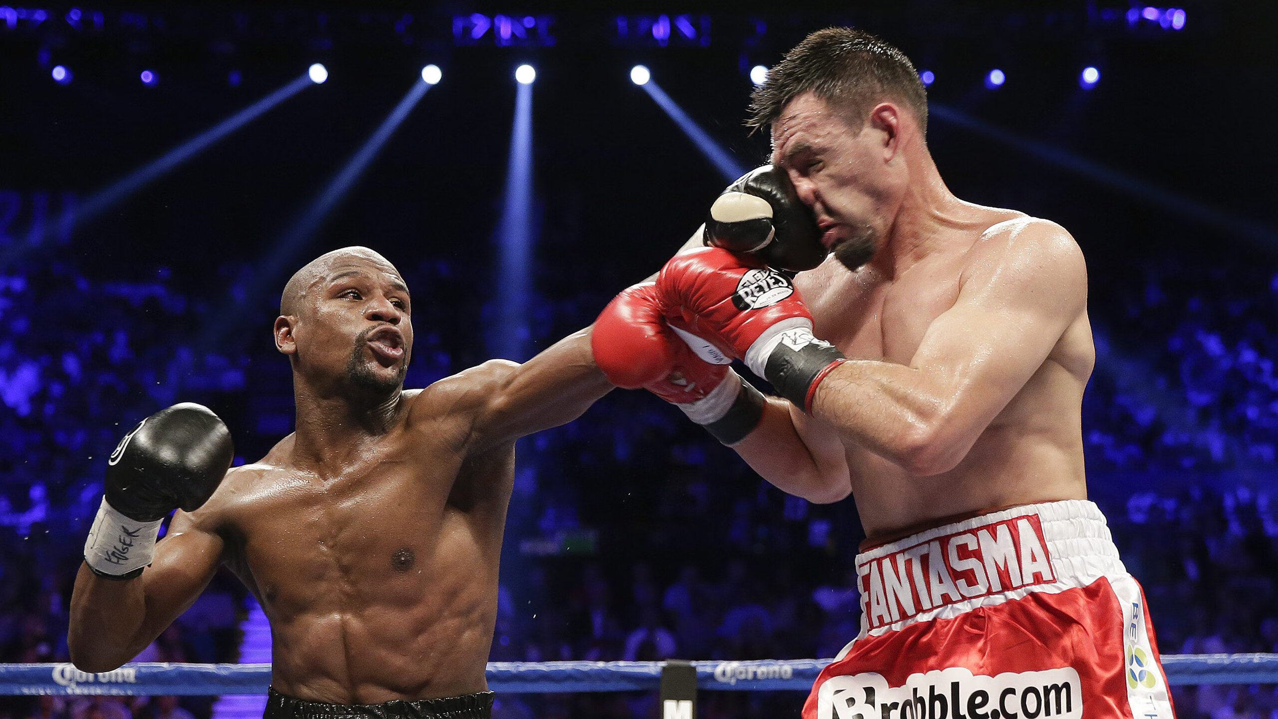 欧冠淘汰赛之夜，本泽马，攻防转换的艺术大师