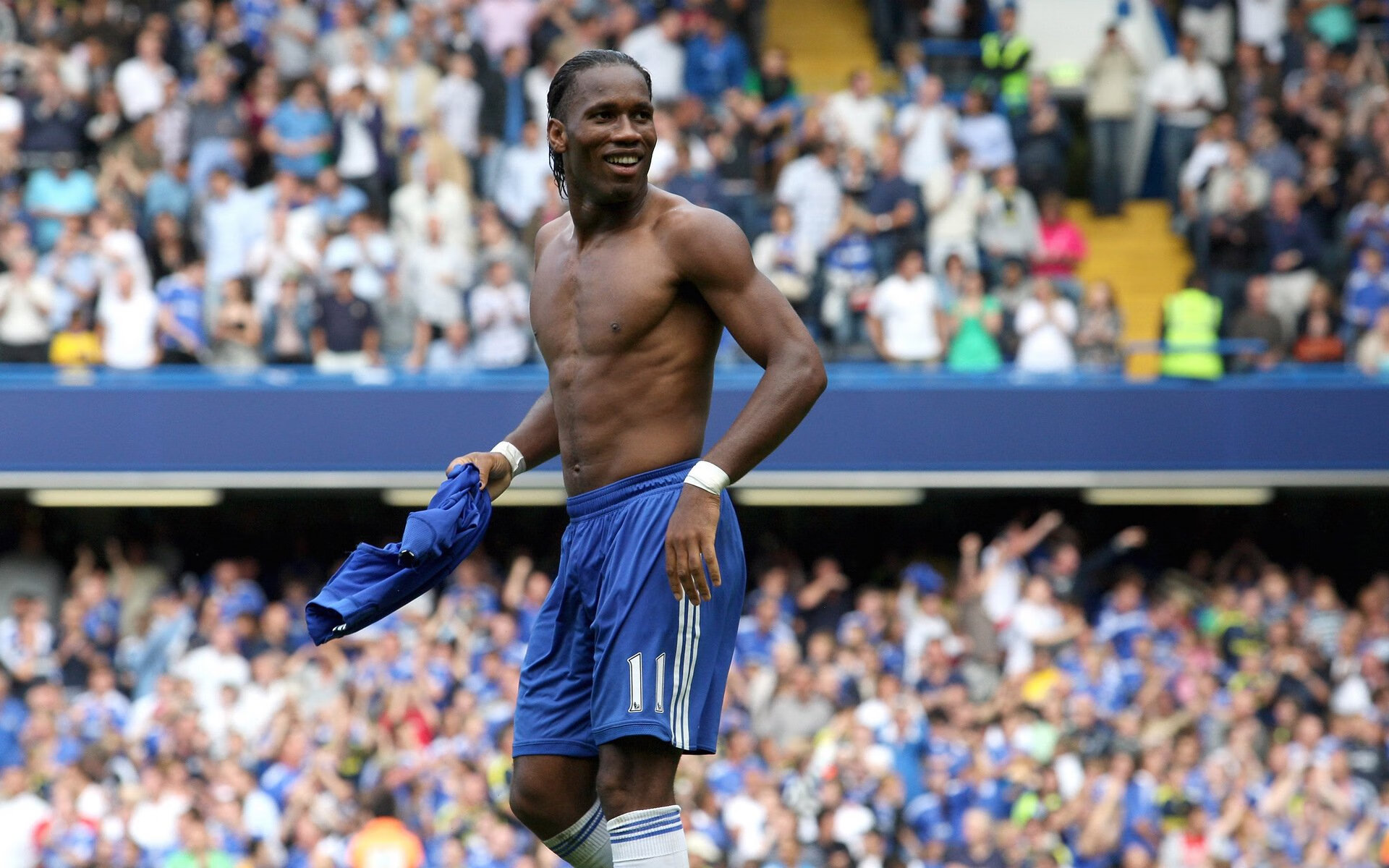 铁壁与铁蹄,富安健洋的防守艺术与马德里竞技的压制哲学