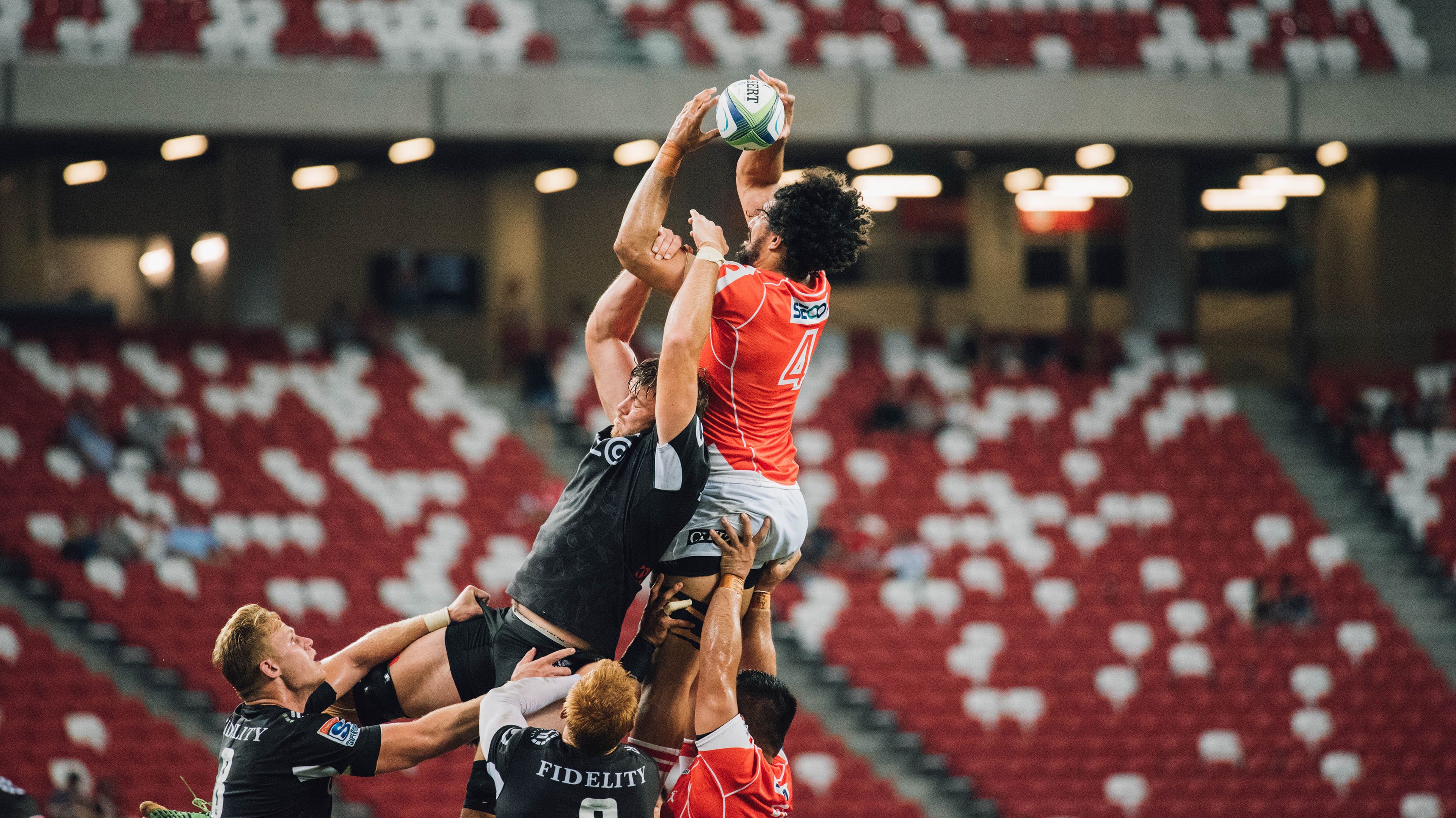 掘金鏖战公牛,利拉德扛起全队,孤胆英雄的逆袭之夜